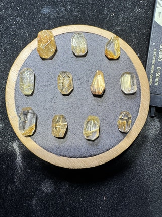 钛金随型，金发随型，晶体颜色都很不错，