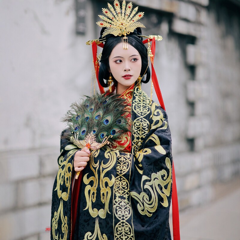 出租2021年新款新娘凤冠头饰秀禾中式汉式婚礼周制婚服礼服配饰品