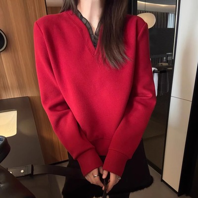 花边拼接剪刀领加绒卫衣