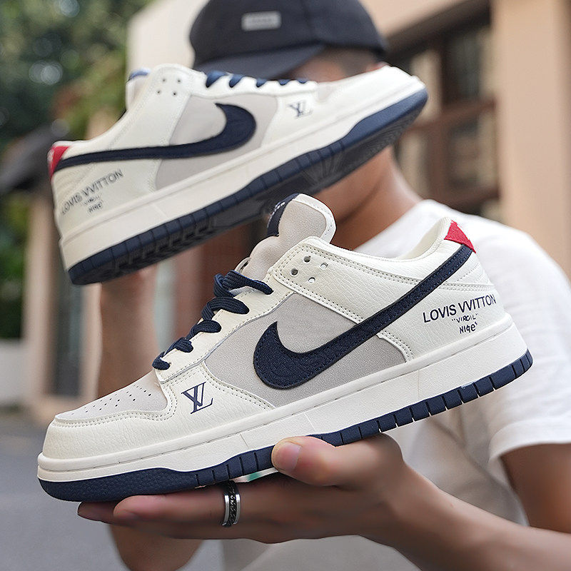 爆款aj男鞋轻奢空军一号女学生篮球鞋运动休闲情侣滑板鞋摩擦会响