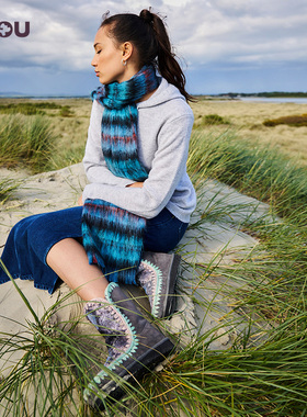 mou冬季爱斯基摩24满钻彩色钩边装饰羊皮毛一体中筒雪地靴冬靴