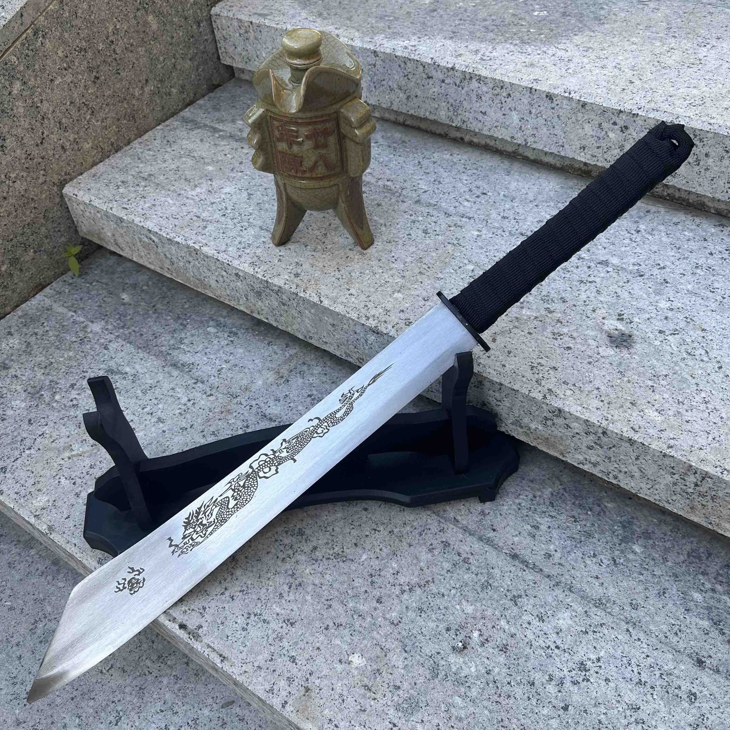 钢刀一体龙骨高锰钢龙泉刀荒野武器冷兵器长款牛尾刀绣春刀未开刃