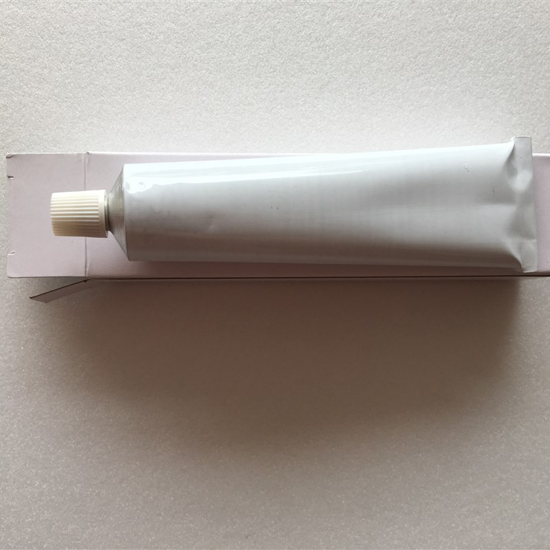 翔翼模型 泡沫胶水/专用飞机航模胶水/模型/KT板/EPS/EPO/EPP 40g