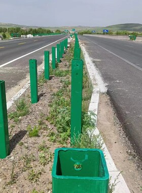 高速公路波形护栏热镀锌波形梁钢防撞两波三波隔离板乡村道路护栏
