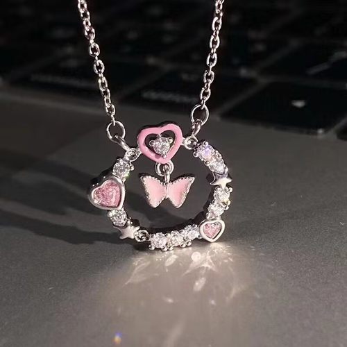 少女心粉色蝴蝶爱心项链女儿童水晶吊坠日韩风锁骨链饰品百搭简约