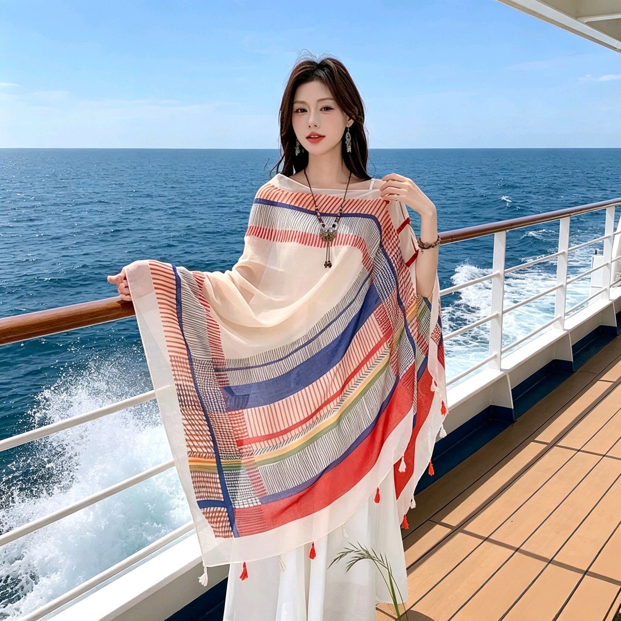 夏季薄款防晒披肩外搭女2025新款高级感空调房旅游海边沙滩丝巾女