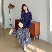 藏蓝色韩版时尚女神范卫衣套装裙2025春季新款格子半身长裙两件套