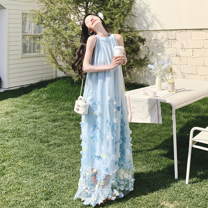 藍(lán)色法式花朵無袖連衣裙女2025夏季新款海邊度假風(fēng)超仙絕美仙女裙