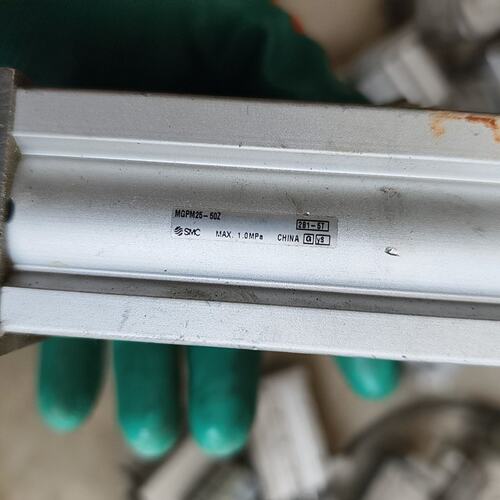 议价三轴气缸MGPM25-50Z，，可维修