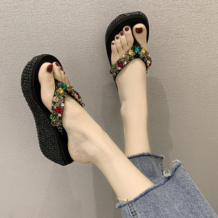 水钻厚底凉拖鞋 夹脚沙滩 女外穿人字拖ins潮时尚 百搭网红高跟新款