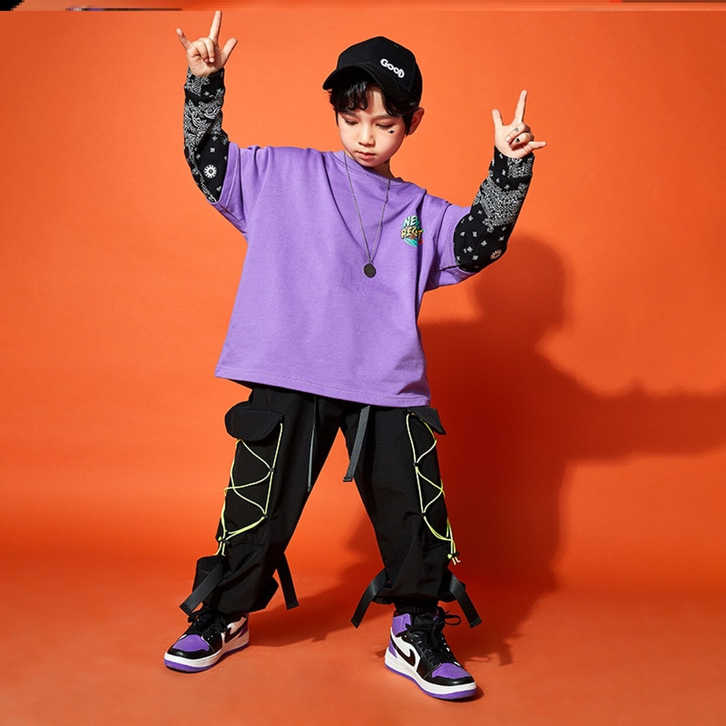 儿童街舞hiphop潮服黑色潮装黑皮少儿皮衣国潮迷彩裤炸街女童短袖