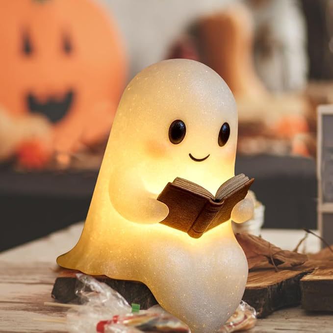 Cute Ghost Reading Book Lamp可爱的幽灵阅读书灯万圣节夜灯摆件