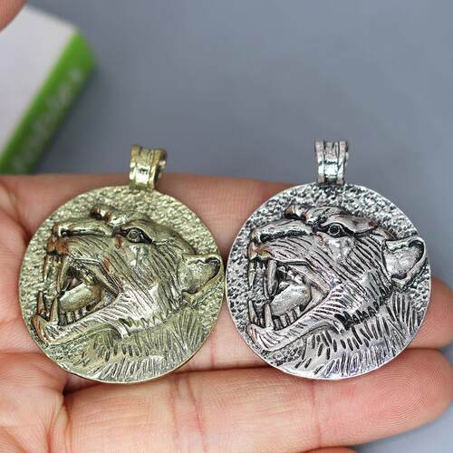 1pcs新款合金十二生肖斯拉夫老虎图案吊坠DIY饰品配件