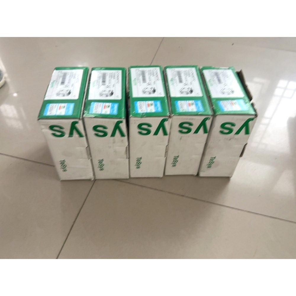 施耐德接触器LC1D40AP7C原装现货5个 议价