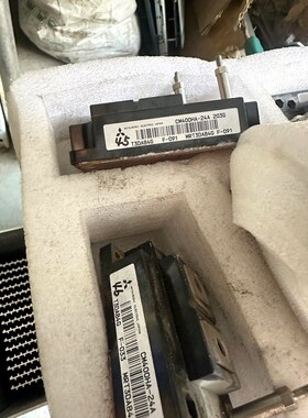 三菱模块CM400HA—24A件实物拍摄成色如图 议价