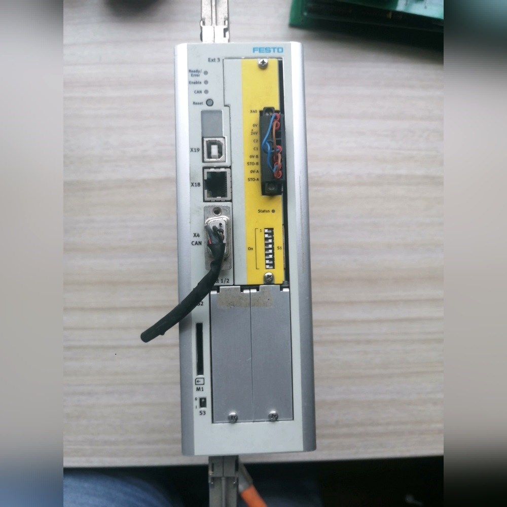 费斯托的控制器CMMP-AS-C5-3A-M3 现货20台 议价