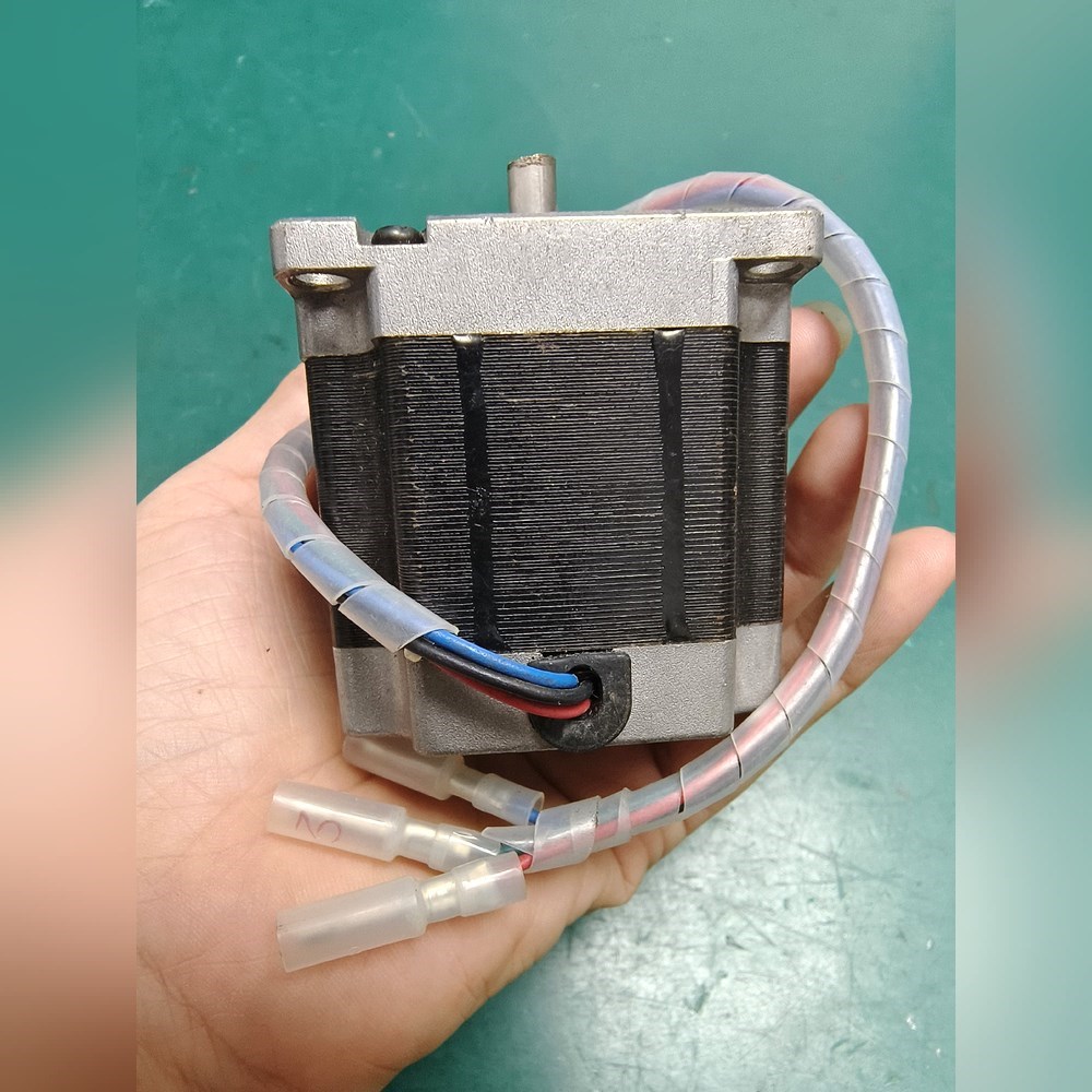 步进电机HSTM57-0.9-S-56-4-2.8 议价