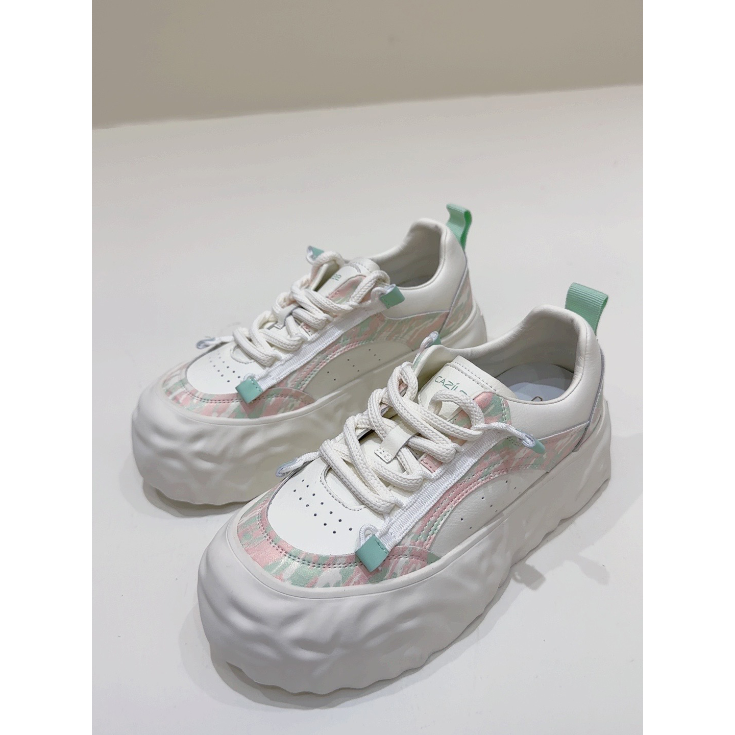 卡姿莉女鞋真皮休闲鞋—绿色—8293