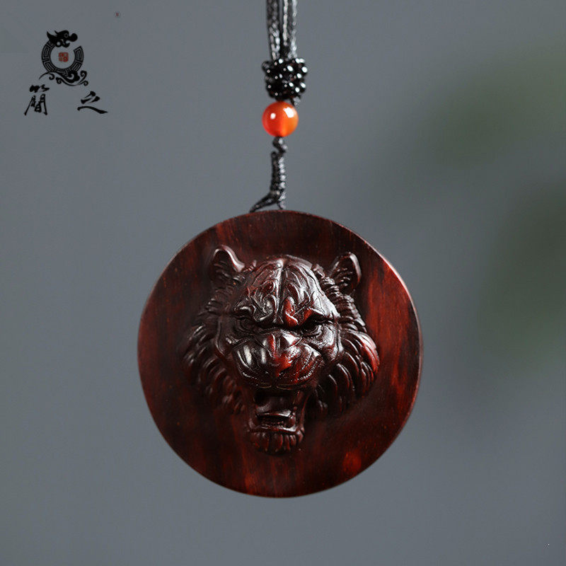 老虎本命年吊坠 印度小叶紫檀木圆牌挂件男士随身文玩挂饰手玩件
