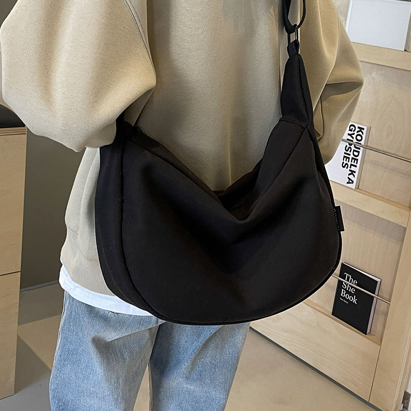 韩版时尚休闲便携大容量包包女2025新款秋冬帆布饺子包百搭单肩包,箱包皮具/热销女包/男包,通用款女包,淘宝优惠券,粉丝福利购,淘宝优惠卷