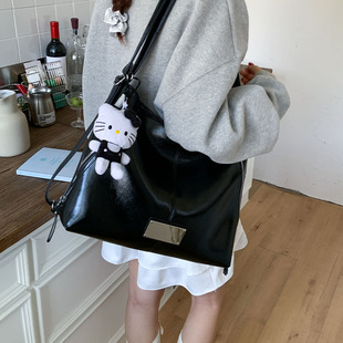 甜酷辣妹风托特包2025夏季 女气质高级感通勤双肩包简约休闲 新款