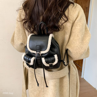复古羊羔毛拼接双肩包女2025新款 百搭通勤学生上课旅行小众冬背包