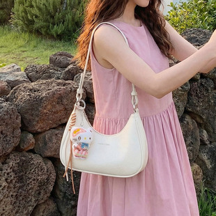 新款 法式 小众韩版 腋下包女2026春季 单肩斜挎包 百搭水饺包通勤时尚