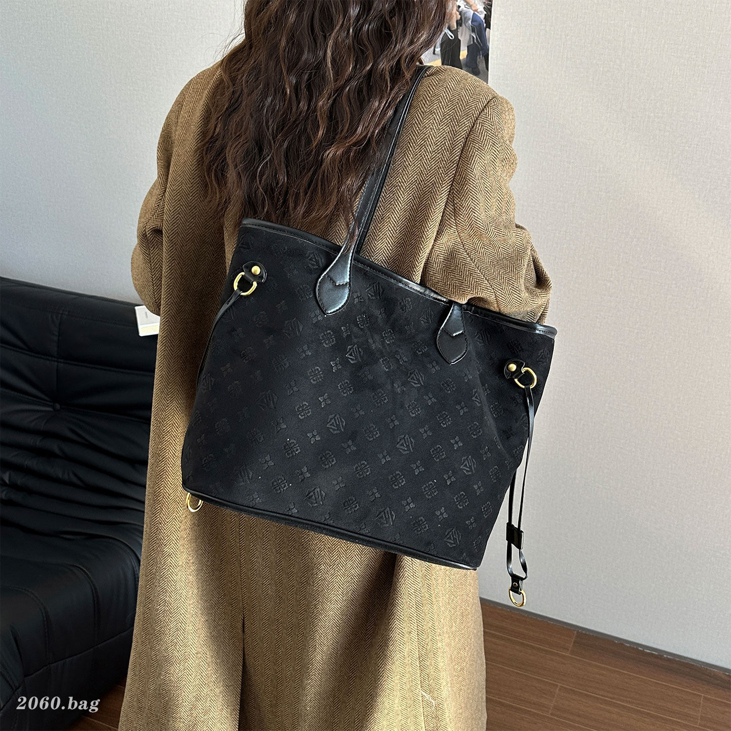 麂皮复古托特包女2026新款大容量单肩包上课通勤轻便高颜值大包包,箱包皮具/热销女包/男包,托特包,淘宝优惠券,粉丝福利购,淘宝优惠卷