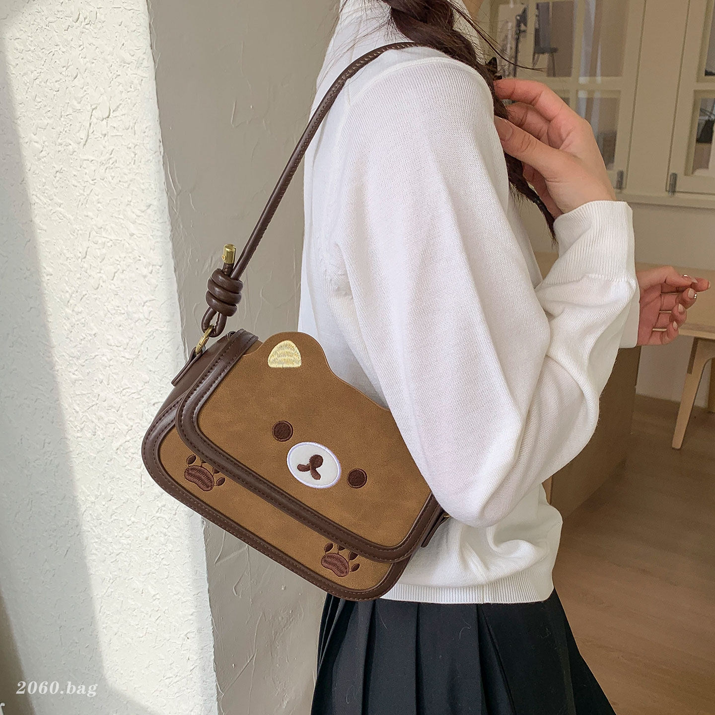 可爱卡通小熊小方包女2026新款复古单肩斜挎包百搭复古休闲通勤,箱包皮具/热销女包/男包,小方包,淘宝优惠券,粉丝福利购,淘宝优惠卷