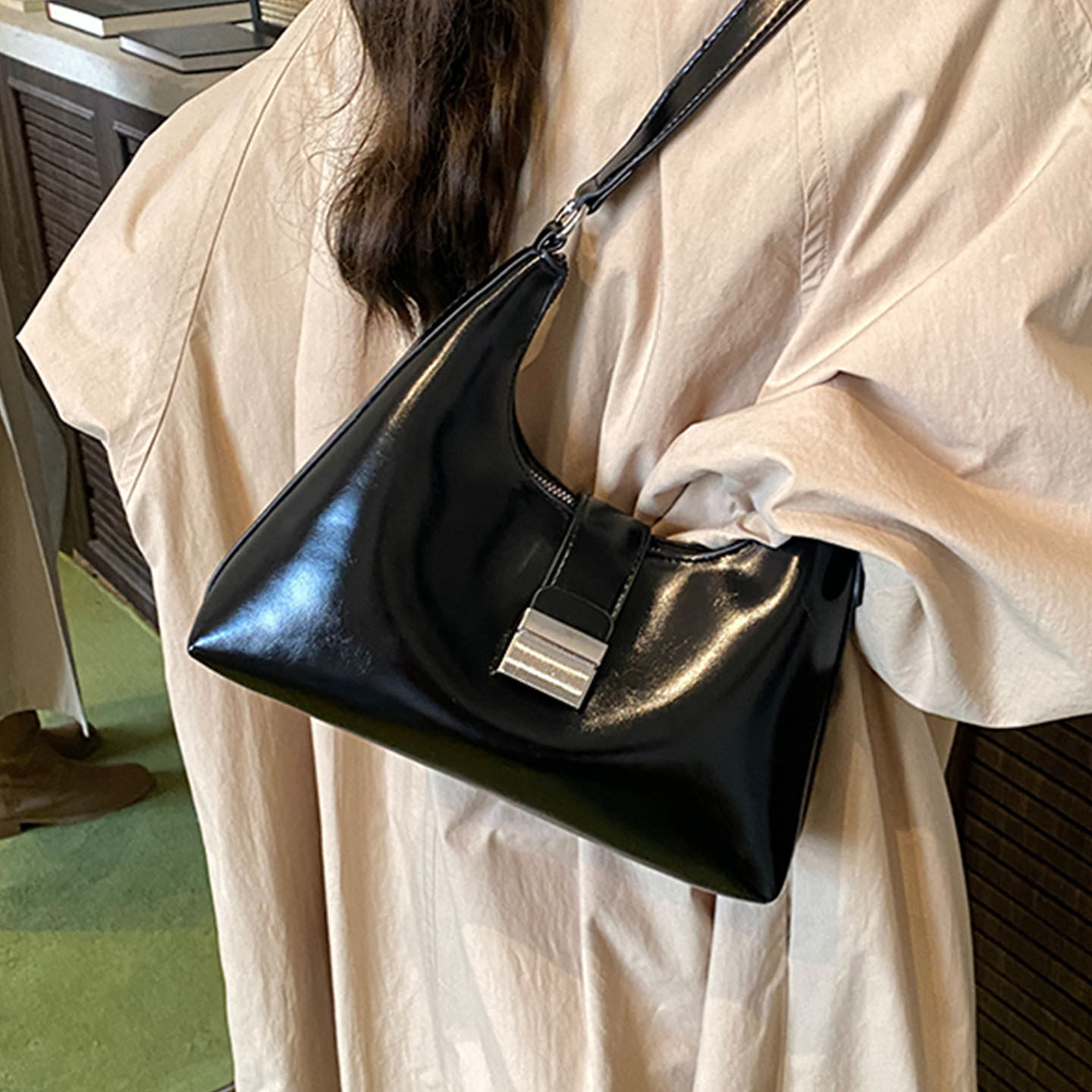 高级感油蜡皮腋下包包2025简约精致洋气单肩包女通勤气质百搭休闲,箱包皮具/热销女包/男包,腋下包,淘宝优惠券,粉丝福利购,淘宝优惠卷