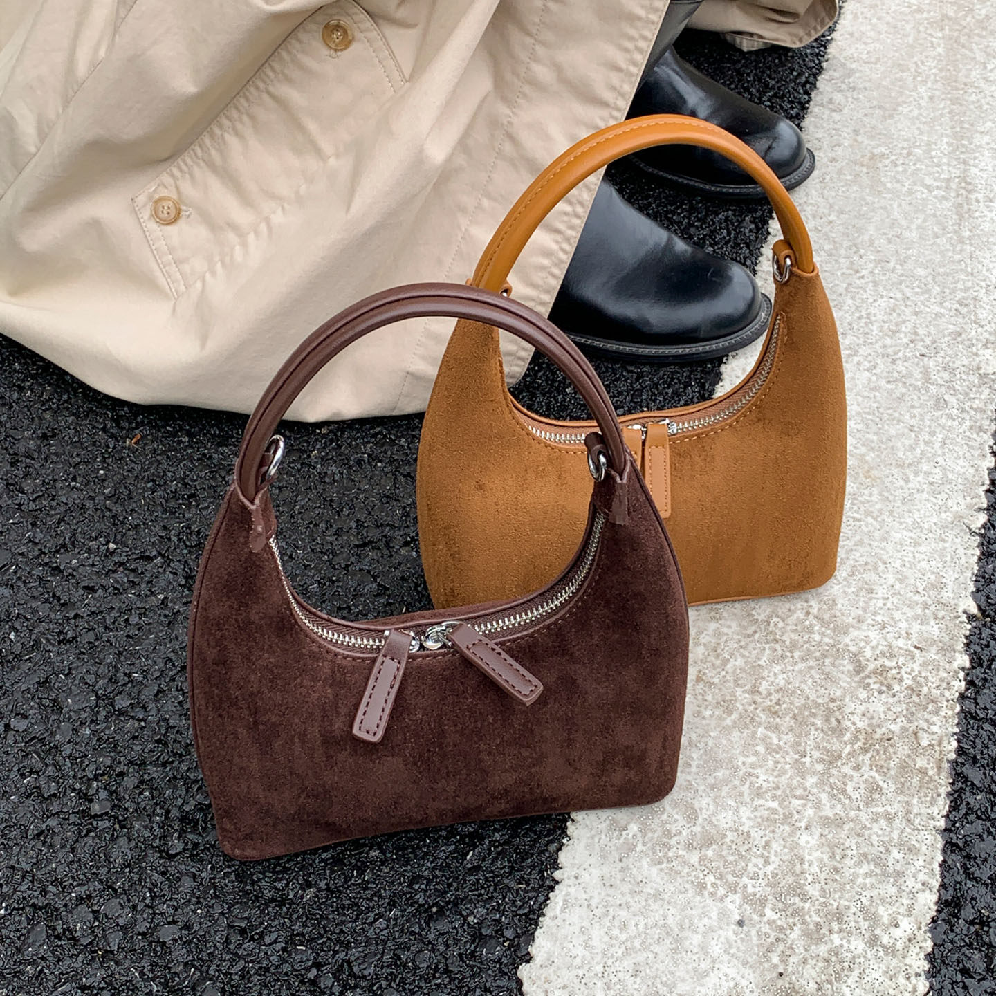 高级质感饺子包2025麂皮秋季新款百搭爆款韩系ins通勤手提斜挎包,箱包皮具/热销女包/男包,通用款女包,淘宝优惠券,粉丝福利购,淘宝优惠卷