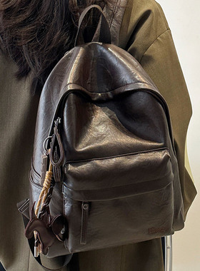 休闲皮质户外便捷旅游通勤简约百搭洋气新款2025秋季女式双肩包包