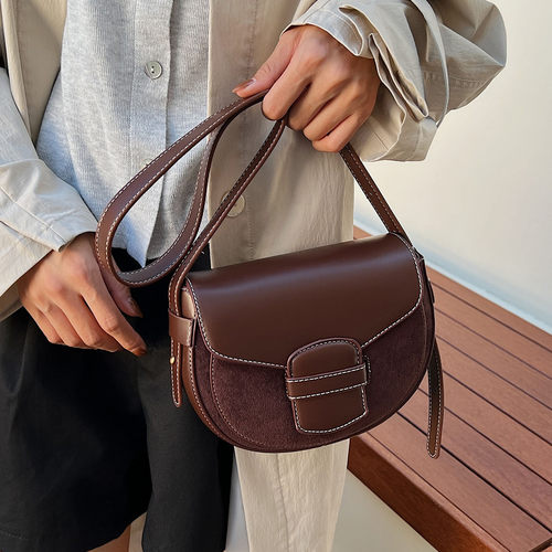 高级质感斜跨马鞍包2025女秋冬新款时尚潮韩国ins百搭精致单肩包