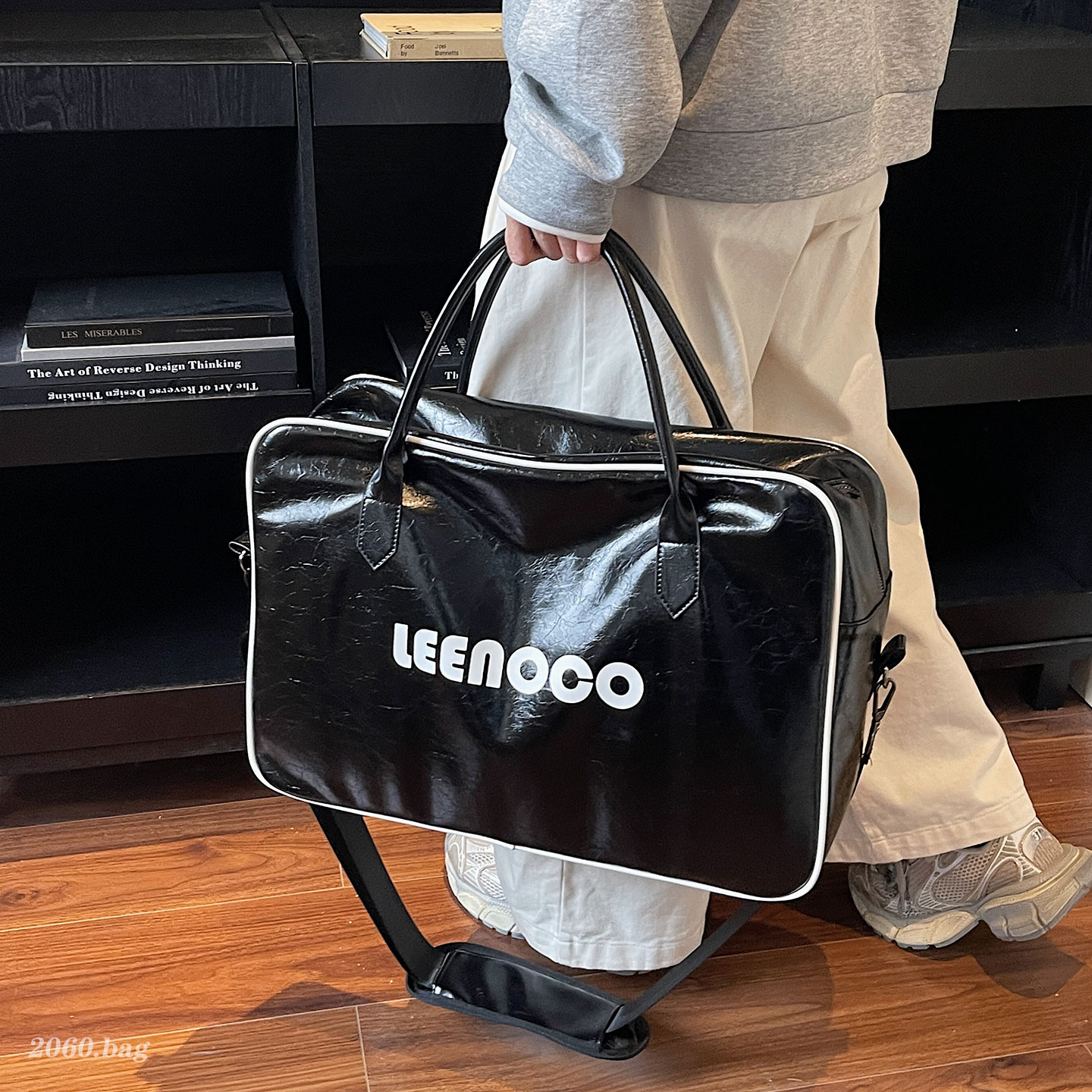 托特包女大容量手提包通勤包2025新款健身包运动收纳袋休闲斜挎包