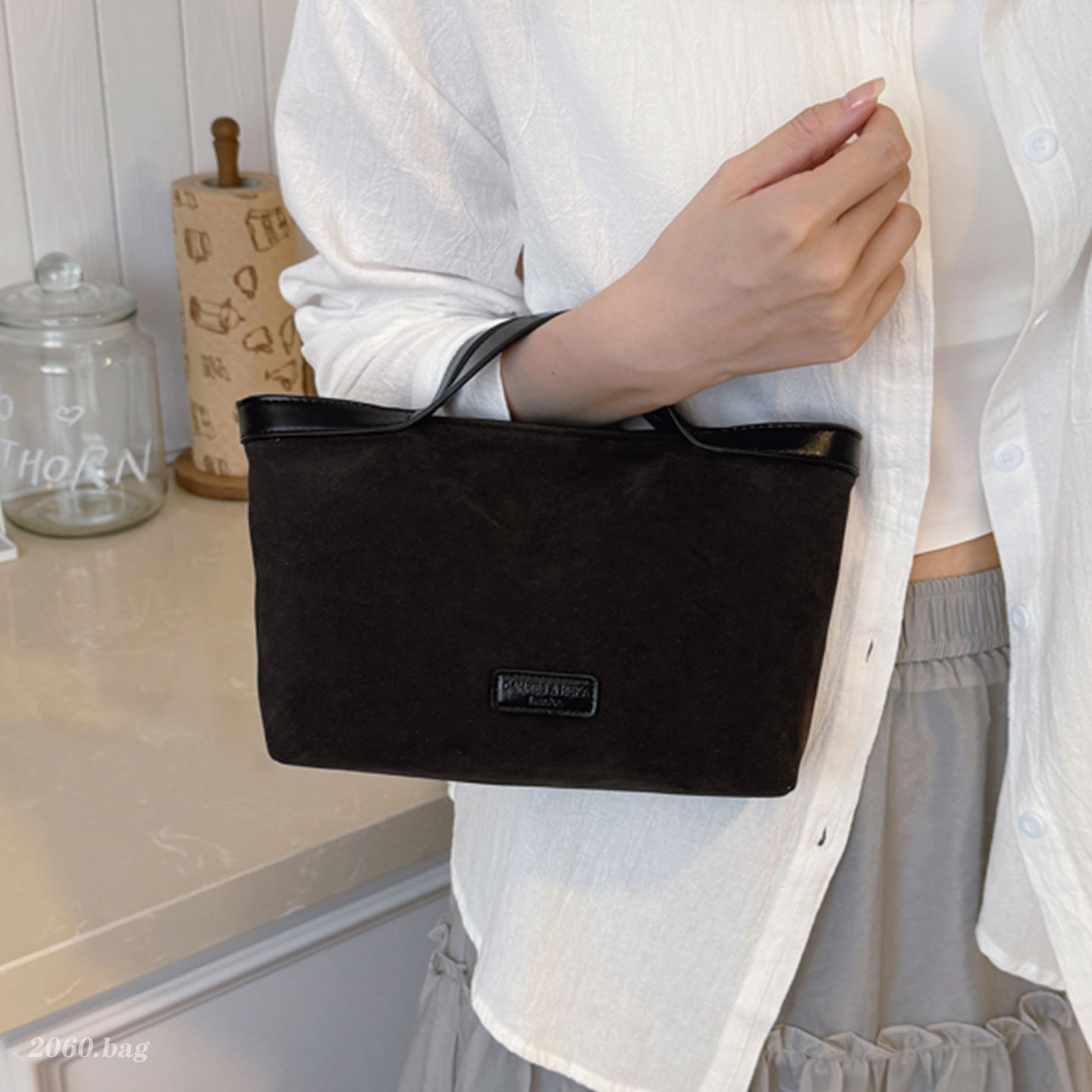 休闲洋气百搭简约高级感时尚精致单肩斜挎2025秋季女式手提水桶包