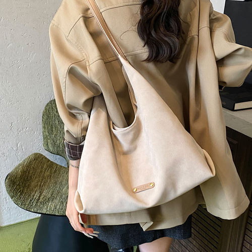 高级感包包女士2022新款潮时尚单肩包大容量托特包通勤斜挎水桶包
