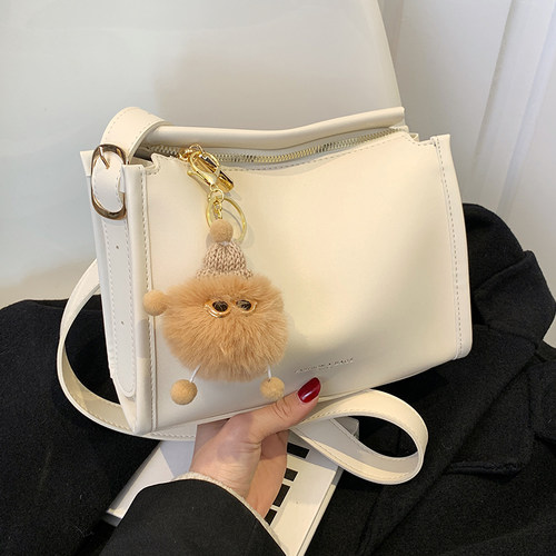 2060包袋大容量单肩包