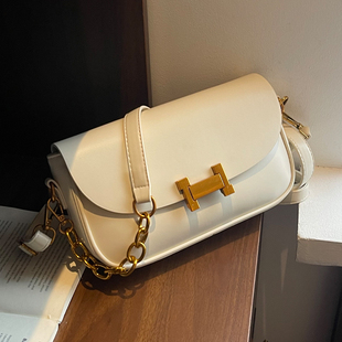 今年流行高级感轻奢小方包2025夏季 流行女单肩包油蜡皮斜挎包 新款