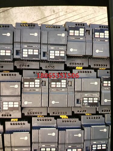 众辰Z2200-2R2G变频器 220V 2.2kw原装