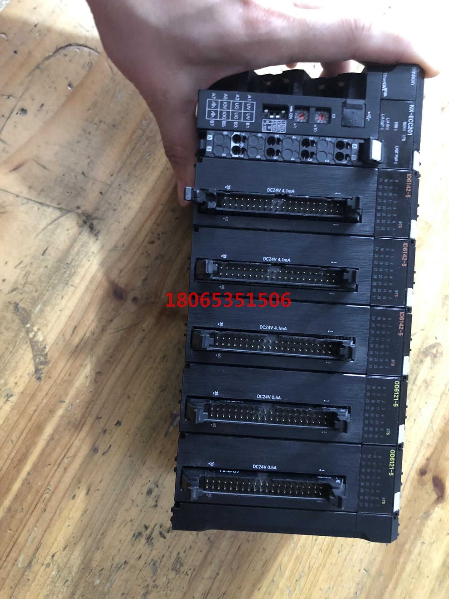 欧母龙  主机NX-ECC201   ID6142-5有3 - 实物图