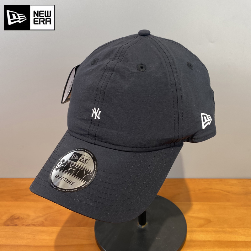 NewEra纽亦华黑色小标棒球帽