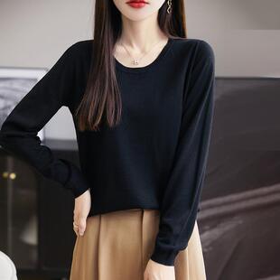 黑色打底衫女超细精纺绵羊毛圆领套头薄款打底衫无压针织衫秋冬