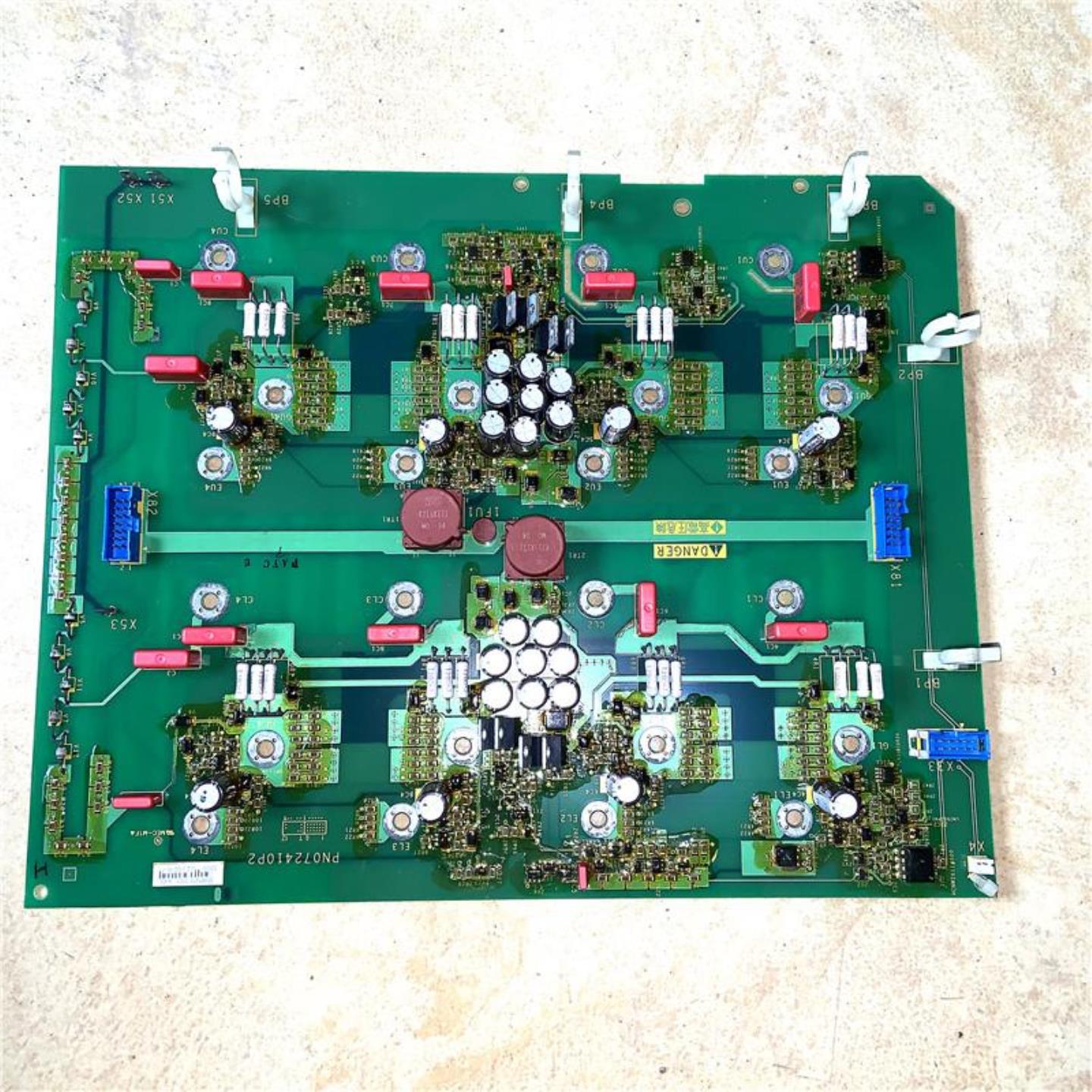PN072410P2施耐德变频器ATV61 71 690V系列400 500KW驱动板触询价