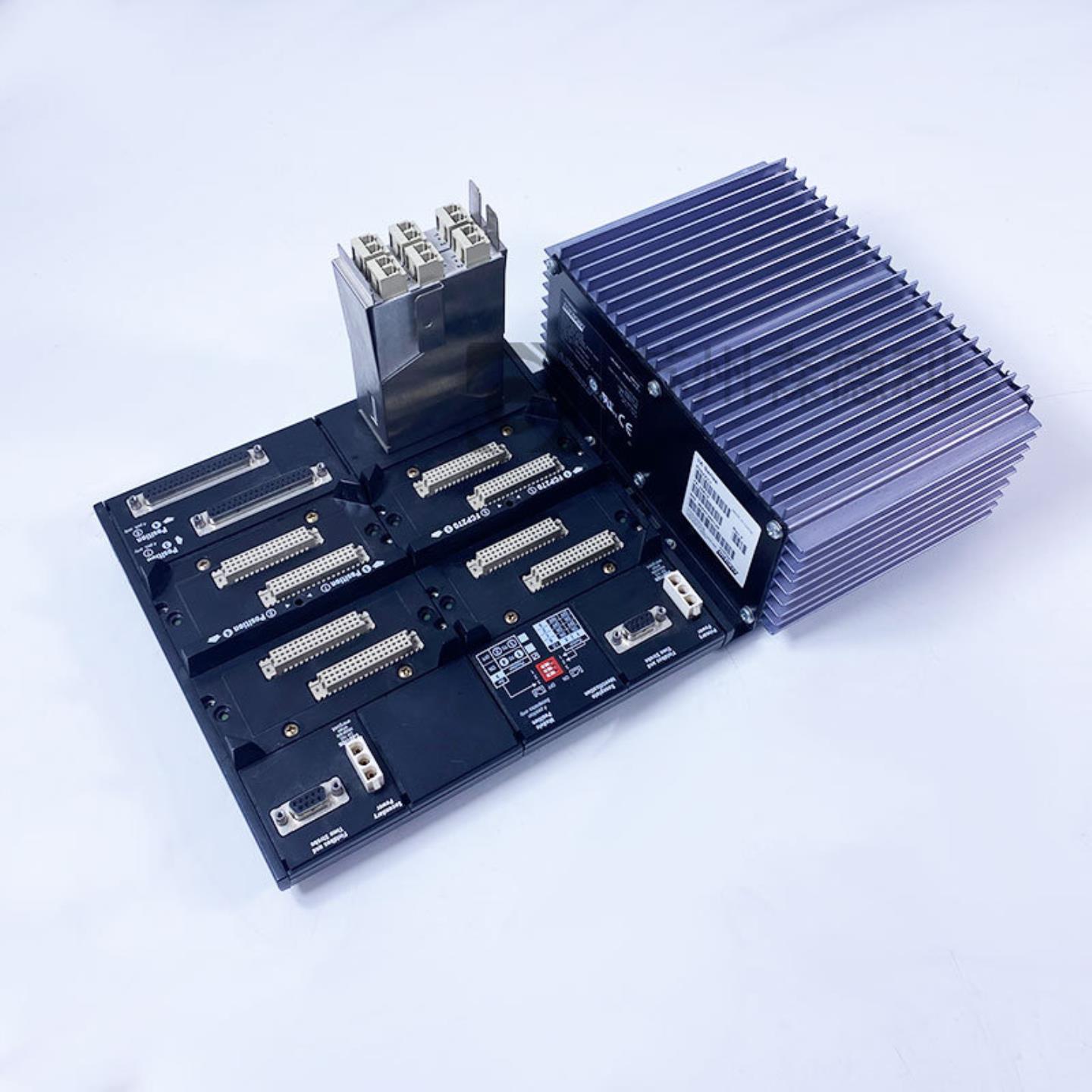 全新电源带底板模块光纤分路器P0922YUP0926HZP0926AH议价询价