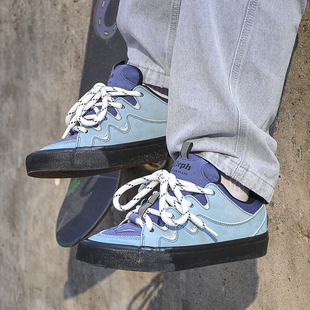 新款象系列冰川蓝色男女学生板鞋百搭面包鞋减震秋冬滑板鞋