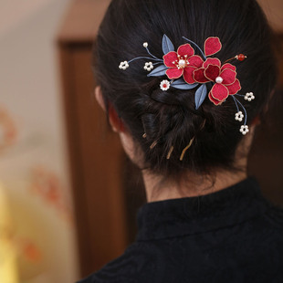 四齿插梳发钗新中式古典发簪红色花朵盘头发的簪子缠花结婚头饰品