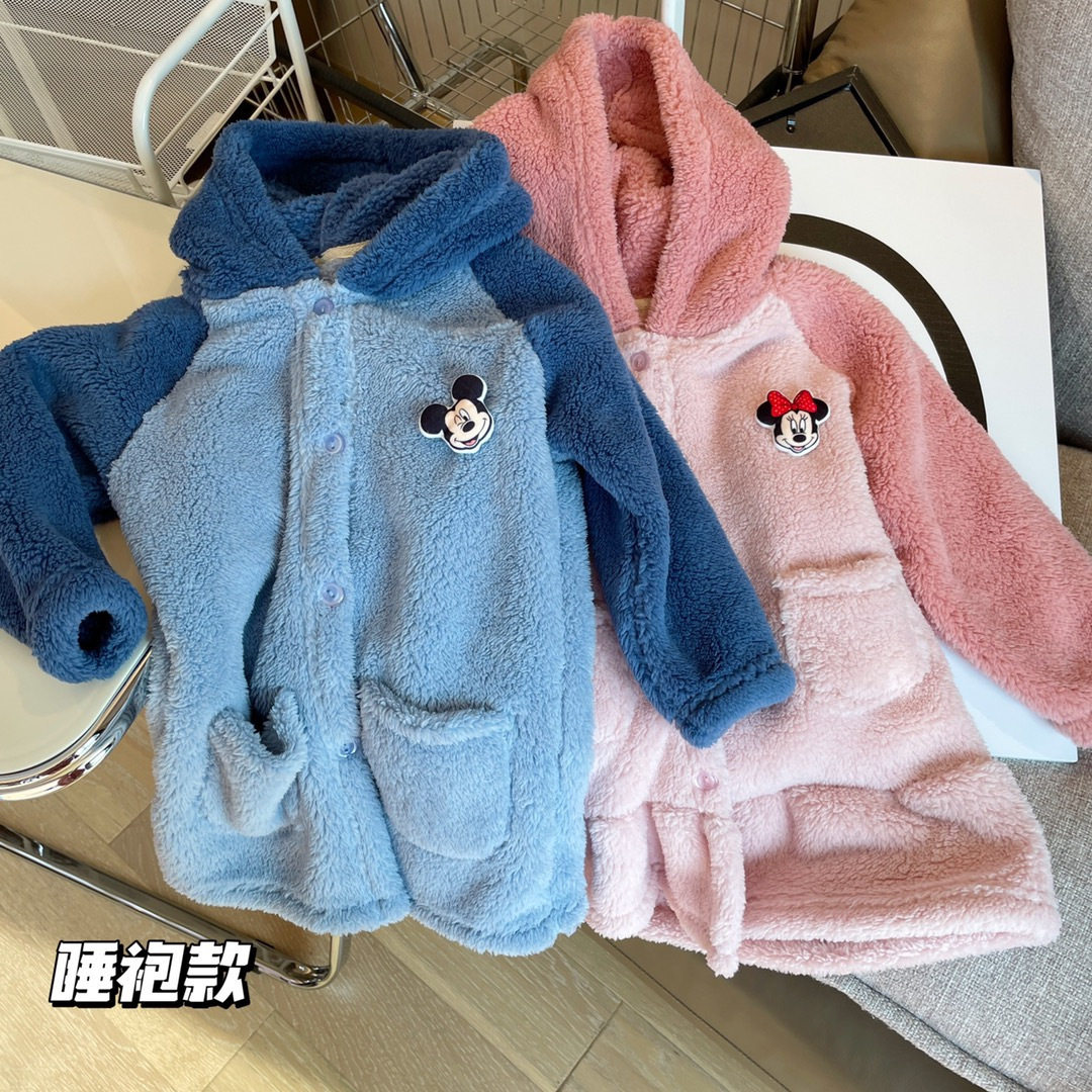 包邮儿童居家服浴袍男孩子米奇女宝宝粉色冬季珊瑚绒连帽耳朵睡袍