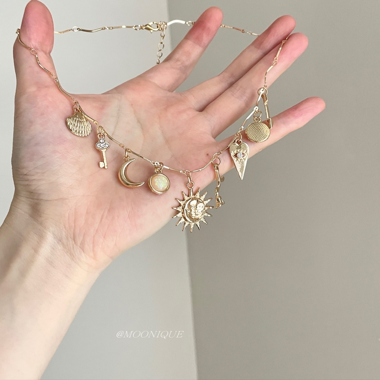 vintage古著多层叠戴太阳月亮星星吊坠项链女金色独特个性锁骨链