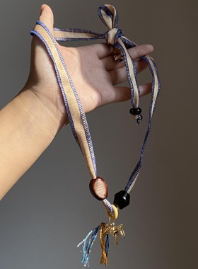 复古金色小马吊坠串珠项链女秋冬民族风蓝色丝带时尚百搭毛衣链潮