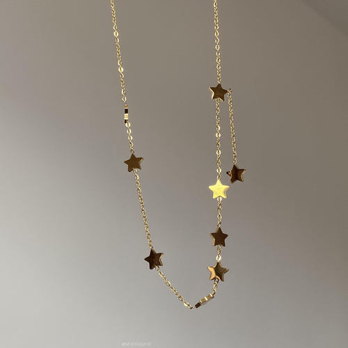 高级感金色星星项链女春夏新款精致百搭锁骨链小流星简约时尚颈链